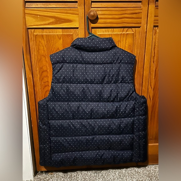 Laura Scott Vest - Picture 2 of 3